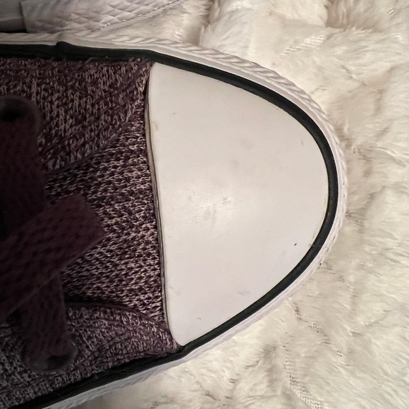 SPRING SALE! NEW LOW PRICE! Purple Tweed Converse Sneakers 👟💜 - Picture 5 of 6